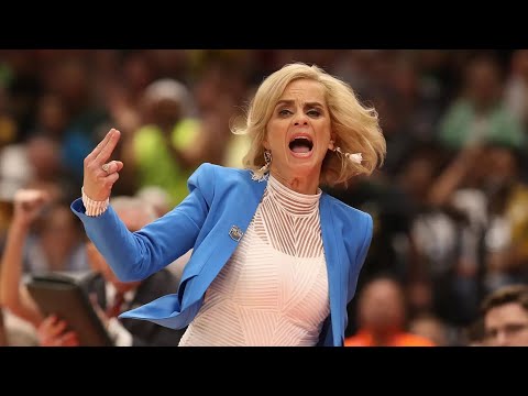 LSU coach Kim Mulkey&#039;s outfit for March Madness opener? Powder blue suit.
