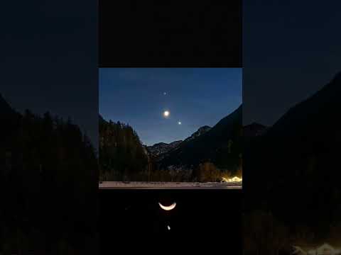 &quot;Dazzling Dance of Moon and Venus: A Celestial Spectacleto Behold&quot; #short #shorts #youtubeshort